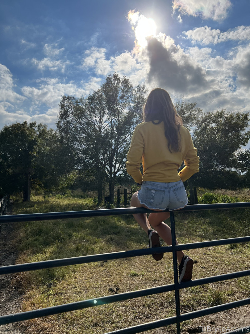 Photo by fitbryceadams published on August 31,2023 18:01:36 - BestThots