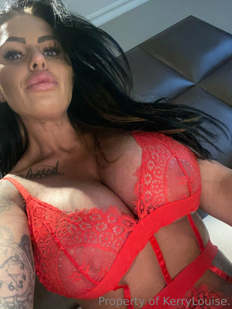 Photo by kerrylouise_xxx published on June 2,2023 04:44:31 - BestThots