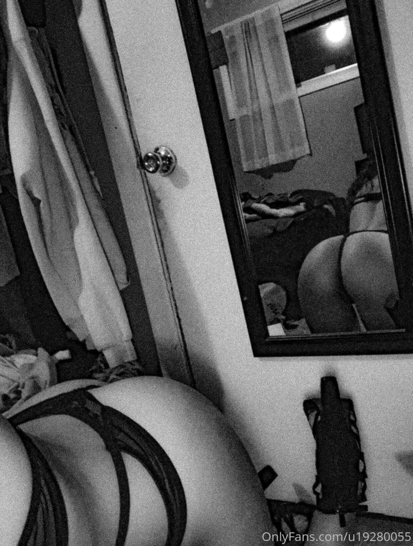 Photo by theasmrcollection published on May 17,2023 03:58:50 - BestThots
