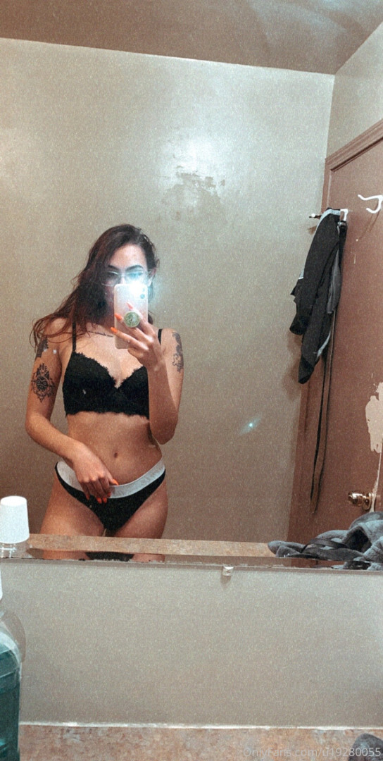 Photo by theasmrcollection published on May 17,2023 04:03:22 - BestThots