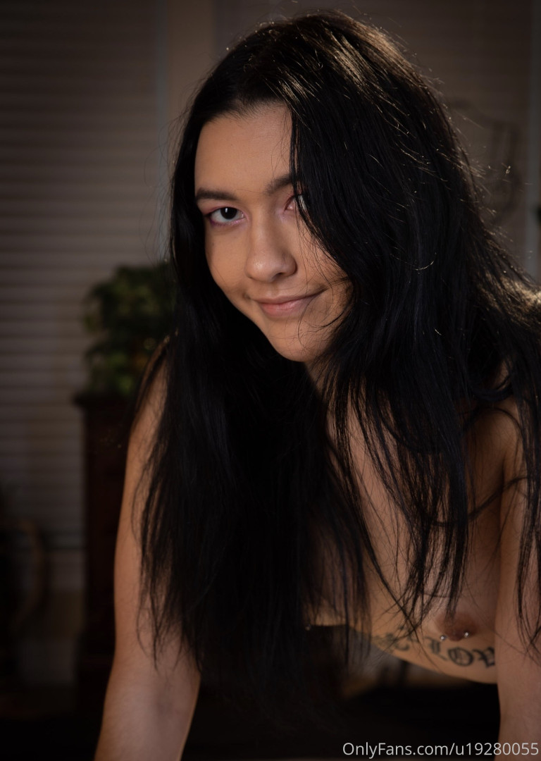 Photo by theasmrcollection published on May 17,2023 04:07:23 - BestThots