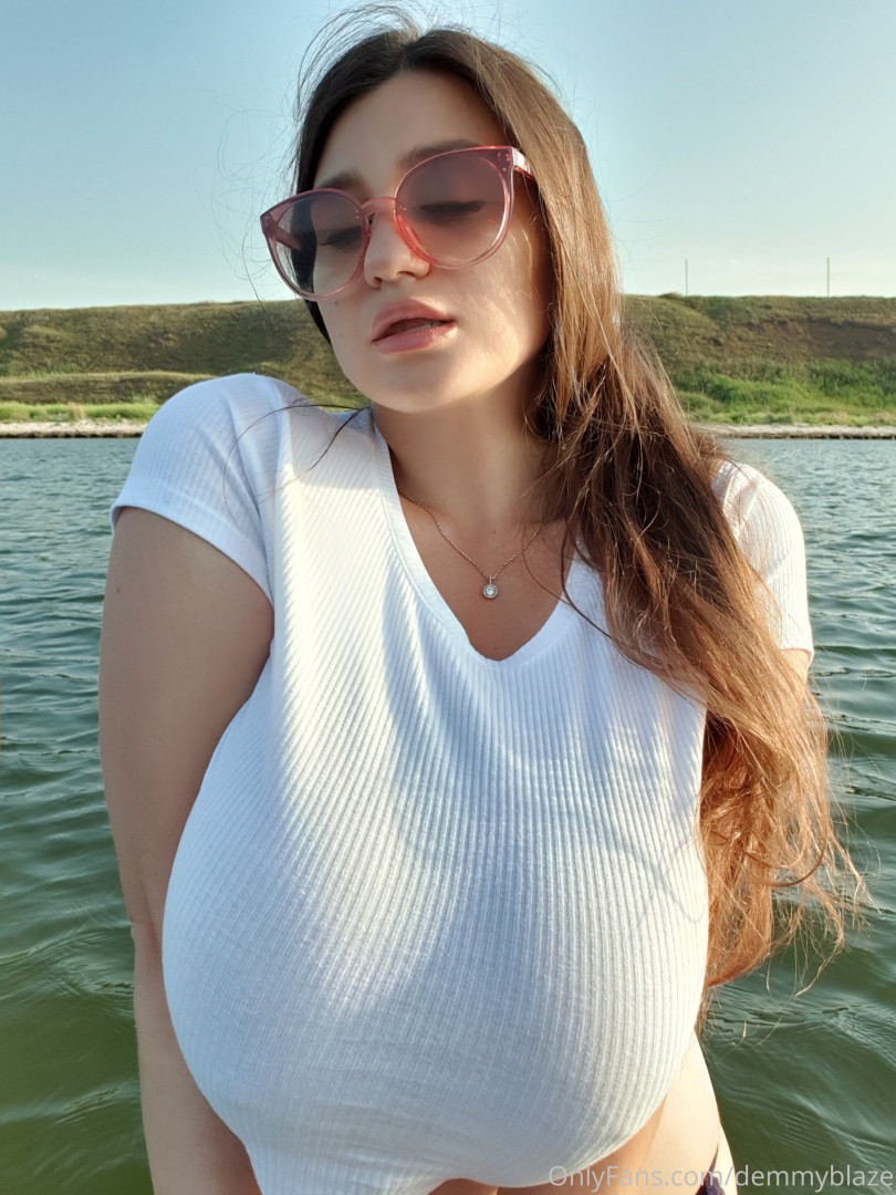 Photo by demmyblaze published on October 16,2023 11:23:21 - BestThots