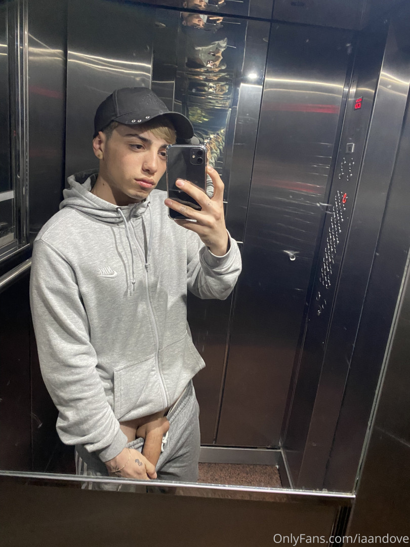 Photo by nachotwink published on October 12,2023 08:47:03 - BestThots