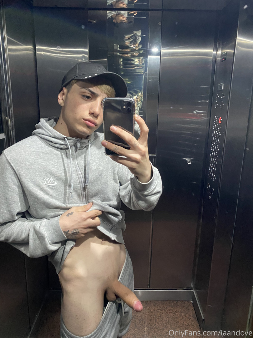 Photo by nachotwink published on October 12,2023 09:57:48 - BestThots
