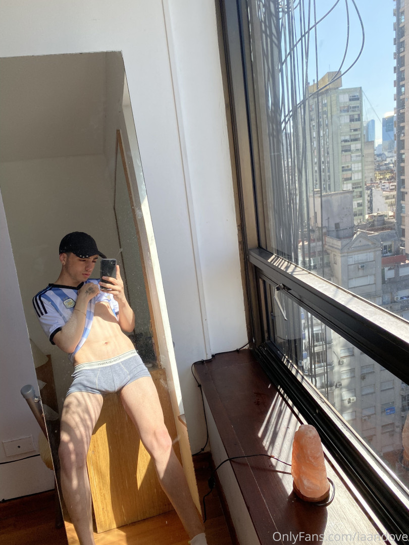 Photo by nachotwink published on October 12,2023 11:07:37 - BestThots