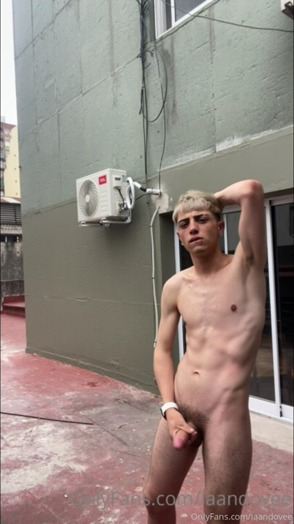 Photo by nachotwink published on October 12,2023 12:04:46 - BestThots
