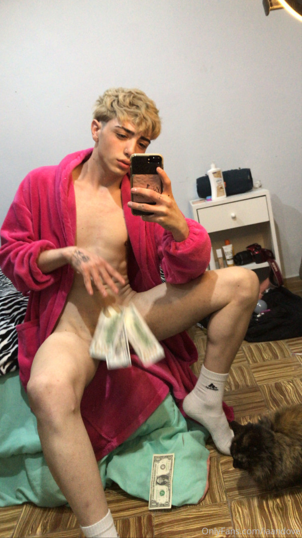 Photo by nachotwink published on October 12,2023 12:40:39 - BestThots