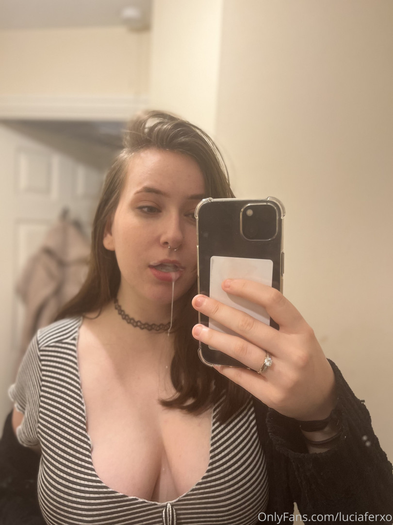 Photo by luciaferxo published on October 12,2023 13:21:40 - BestThots
