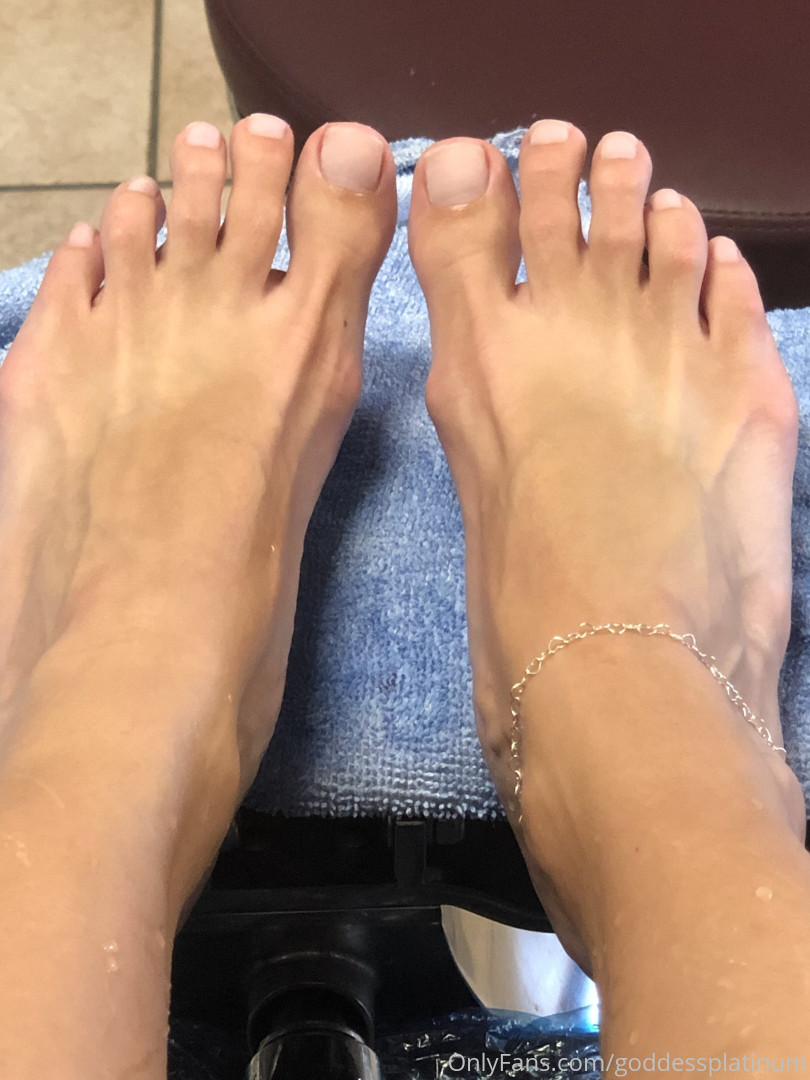 Photo by goddessplatinum published on October 14,2023 16:59:14 - BestThots