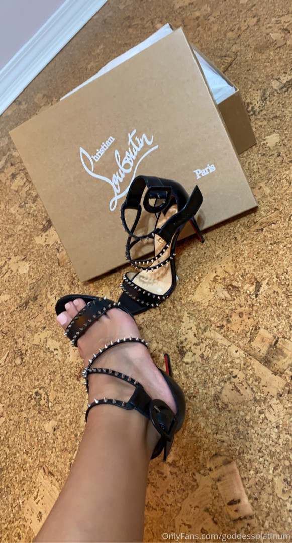 Photo by goddessplatinum published on October 14,2023 17:08:32 - BestThots