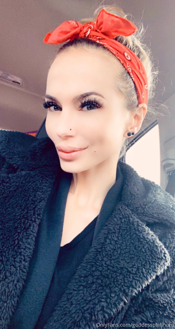 Photo by goddessplatinum published on October 14,2023 17:47:54 - BestThots