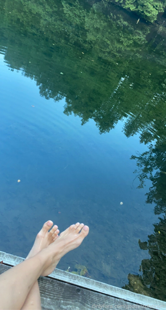 Photo by goddessplatinum published on October 14,2023 18:36:52 - BestThots