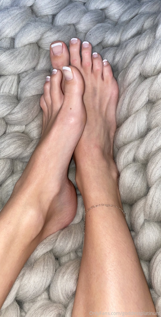 Photo by goddessplatinum published on October 14,2023 20:16:52 - BestThots