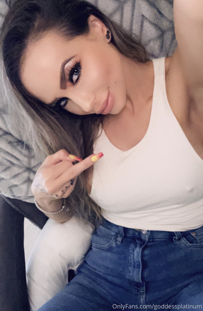 Photo by goddessplatinum published on October 14,2023 20:21:05 - BestThots