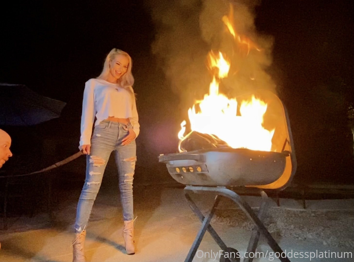 Photo by goddessplatinum published on October 14,2023 20:33:04 - BestThots