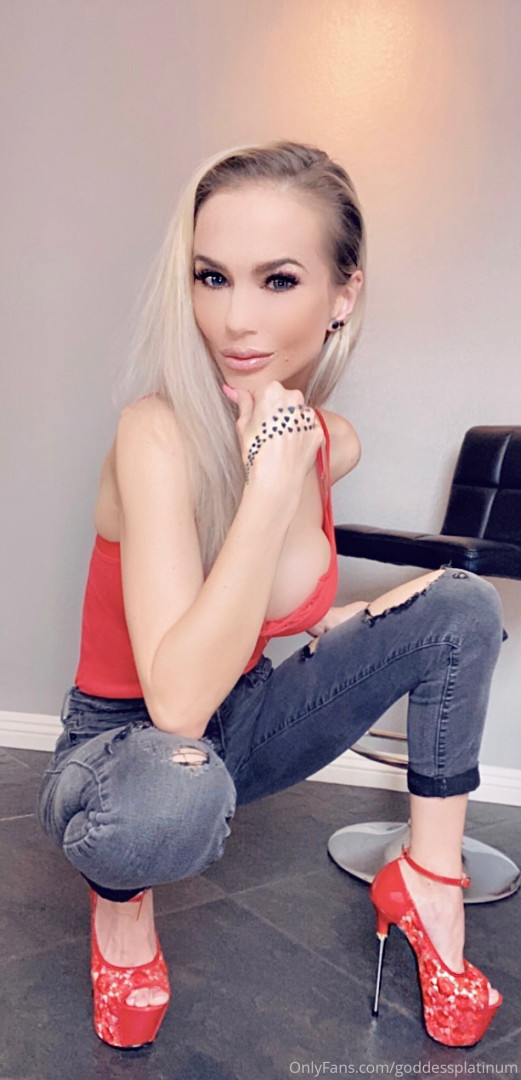 Photo by goddessplatinum published on October 14,2023 20:34:29 - BestThots