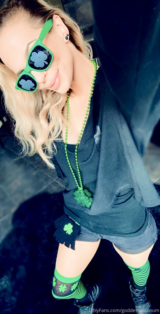 Photo by goddessplatinum published on October 14,2023 20:43:15 - BestThots