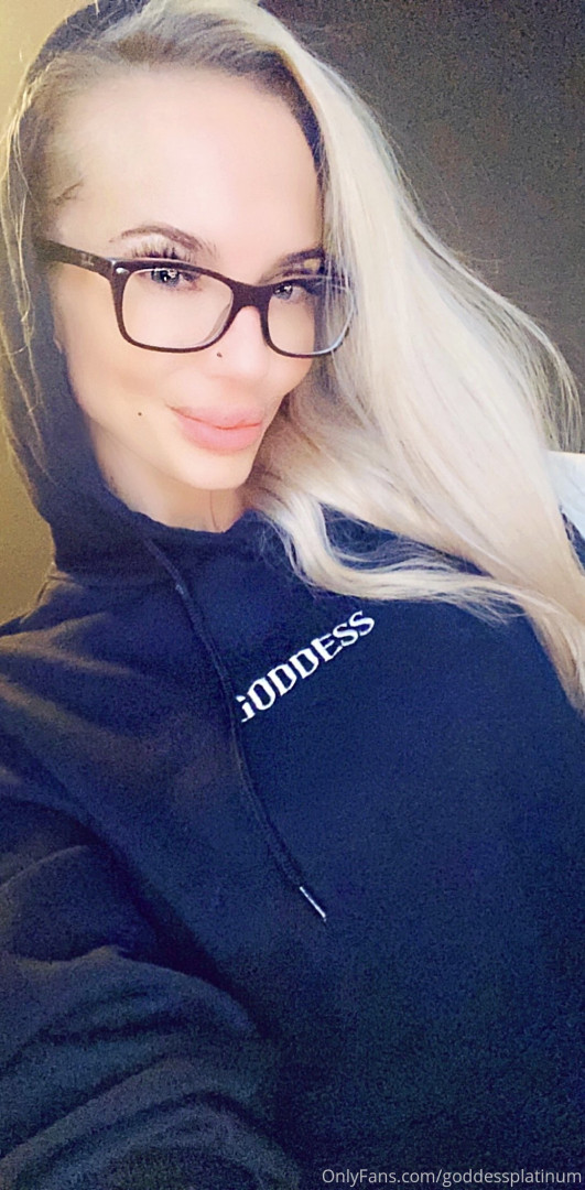 Photo by goddessplatinum published on October 14,2023 20:56:35 - BestThots