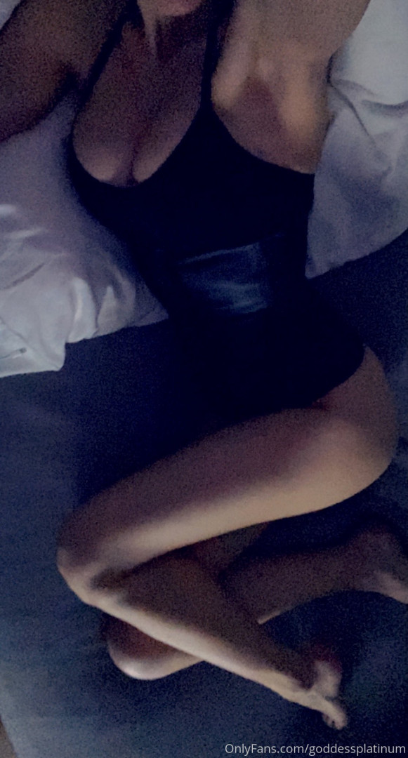 Photo by goddessplatinum published on October 14,2023 20:58:06 - BestThots