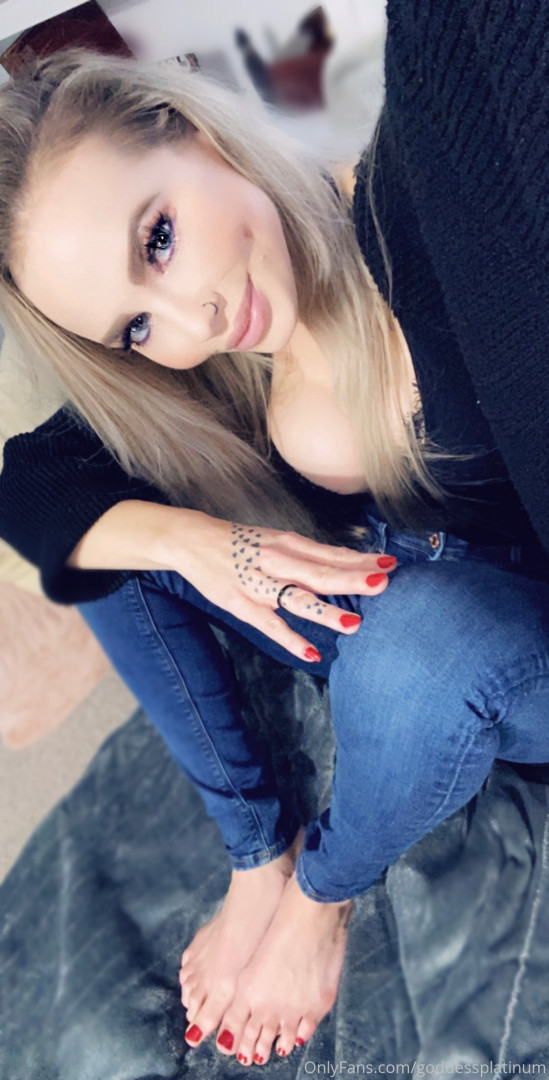 Photo by goddessplatinum published on October 15,2023 00:40:46 - BestThots