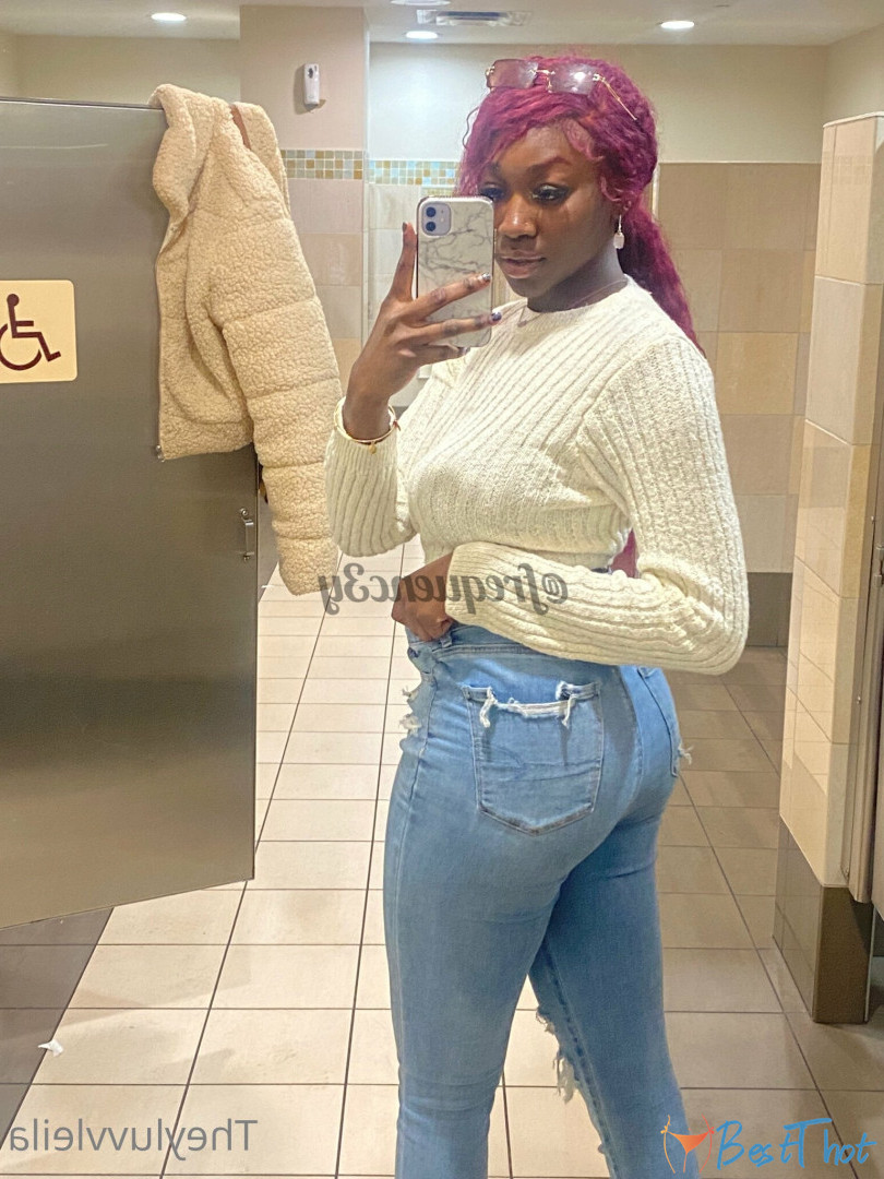 Photo by theyluvvleila published on December 12,2024 09:57:23 - BestThots