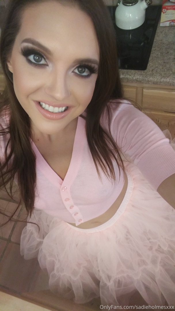 Photo by sadieholmes published on August 16,2023 06:28:10 - BestThots