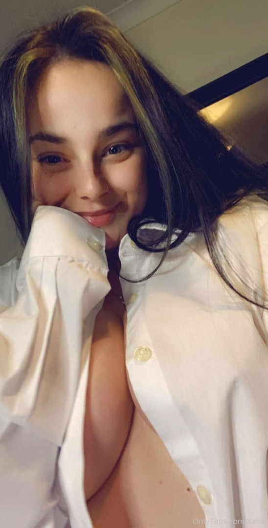 Photo by luvmeonlysarah published on October 16,2023 05:51:06 - BestThots