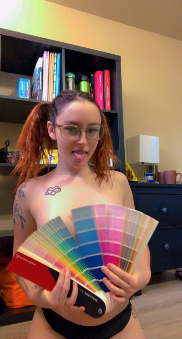 Photo by miniloupxxx published on July 25,2023 09:30:01 - BestThots