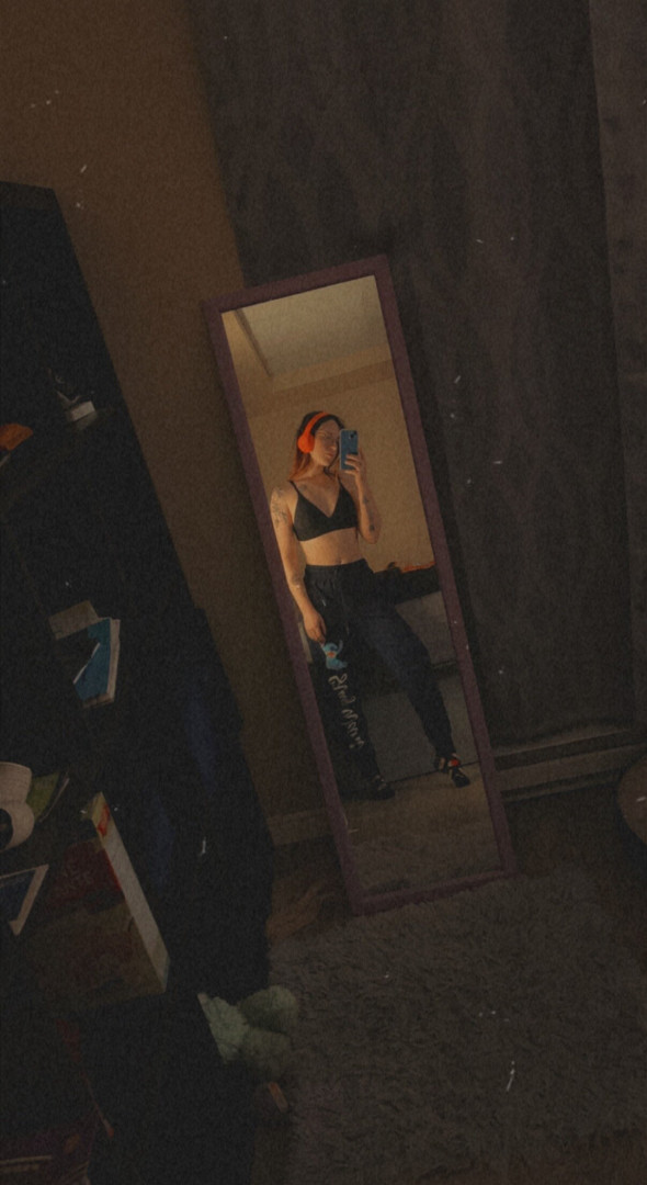 Photo by miniloupxxx published on July 25,2023 09:30:19 - BestThots