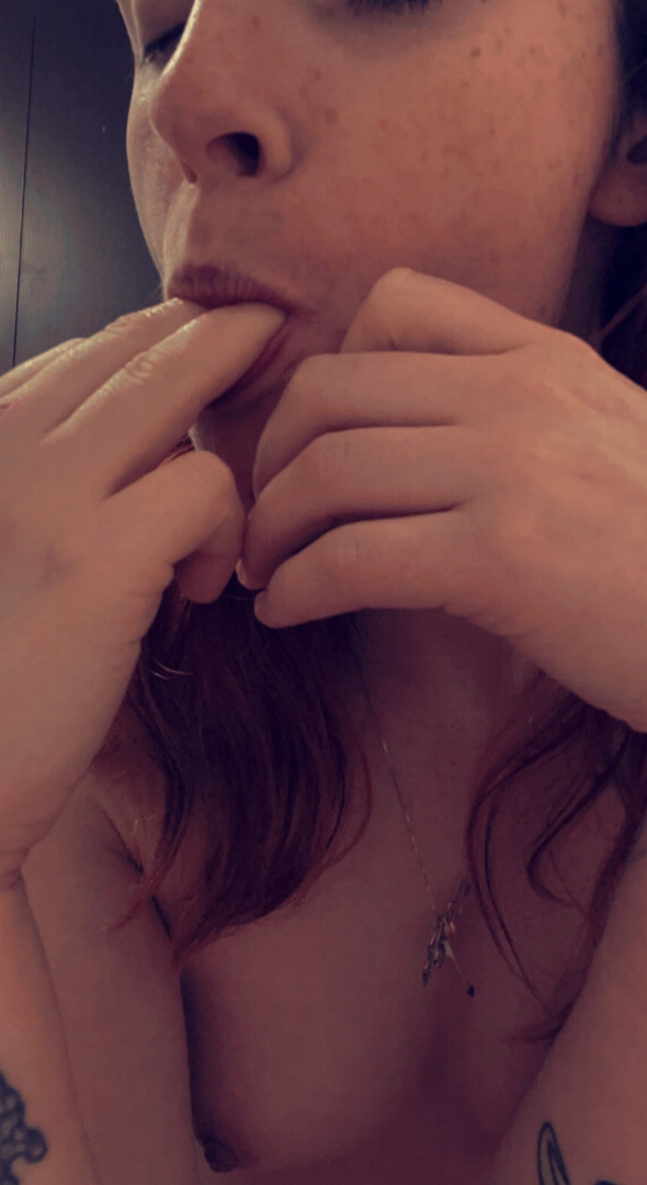 Photo by miniloupxxx published on July 25,2023 09:31:56 - BestThots