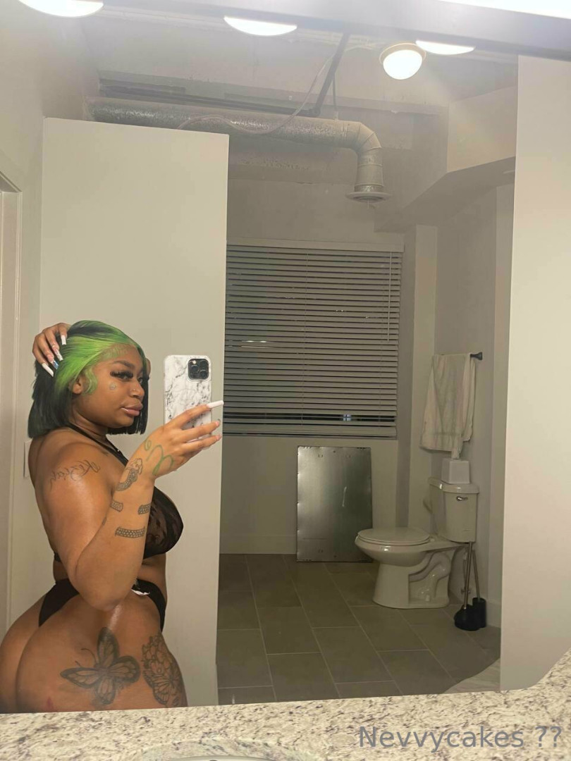 Photo by nevvycakes published on August 19,2023 05:59:05 - BestThots