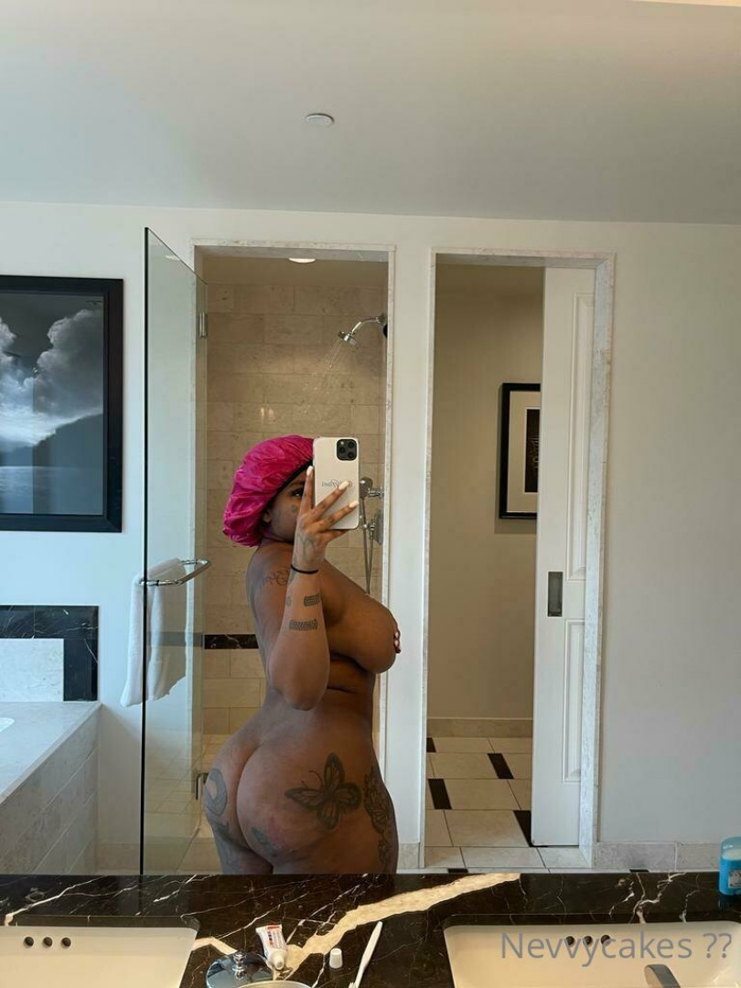 Photo by nevvycakes published on August 19,2023 05:59:40 - BestThots