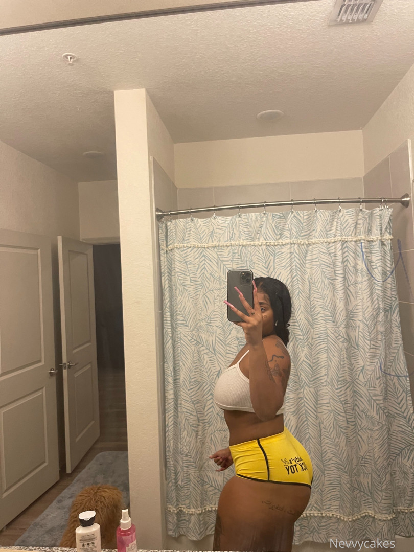 Photo by nevvycakes published on August 19,2023 05:59:51 - BestThots