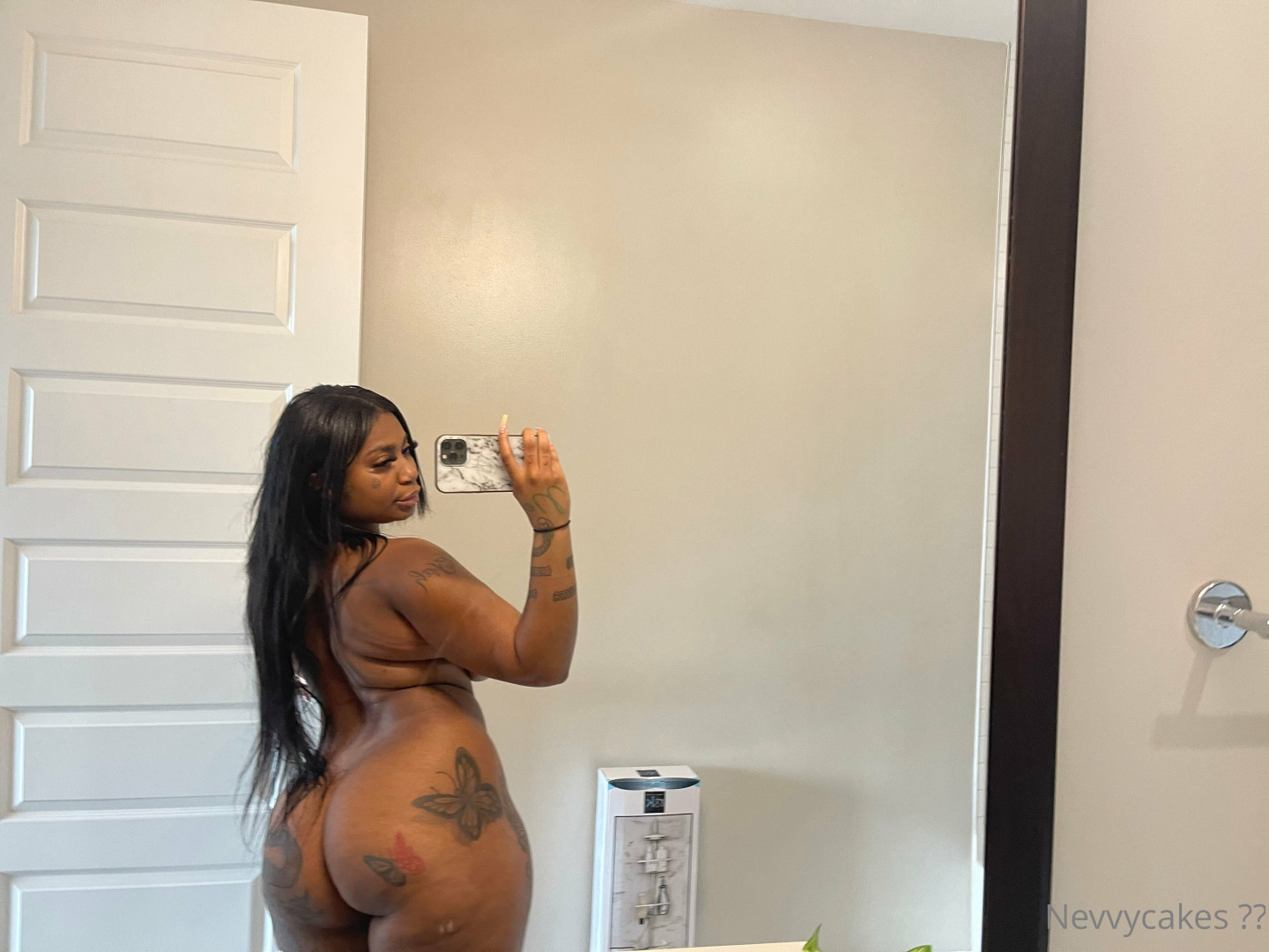 Photo by nevvycakes published on August 19,2023 06:03:30 - BestThots