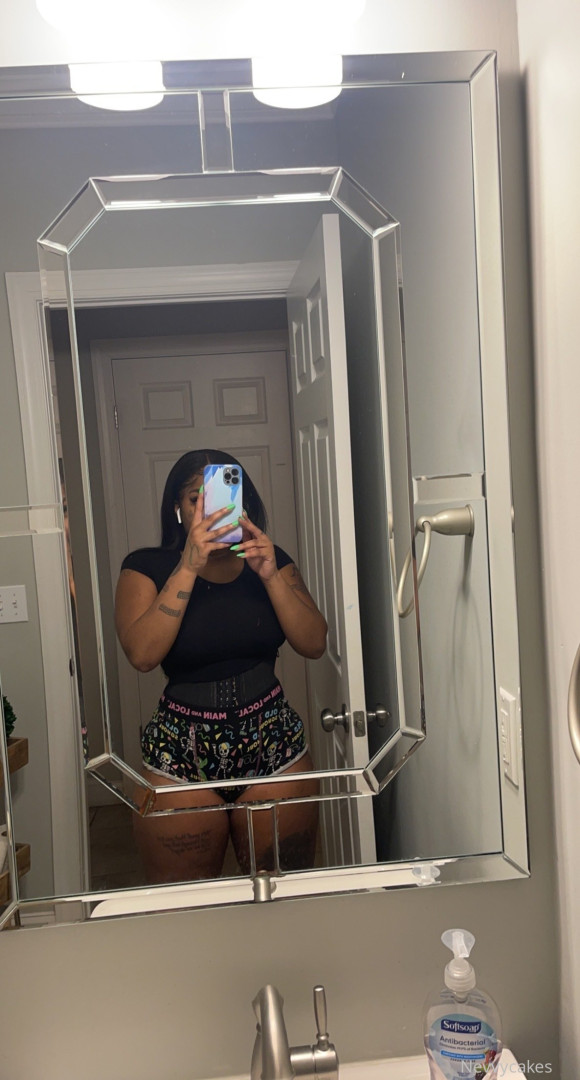 Photo by nevvycakes published on August 19,2023 06:05:32 - BestThots