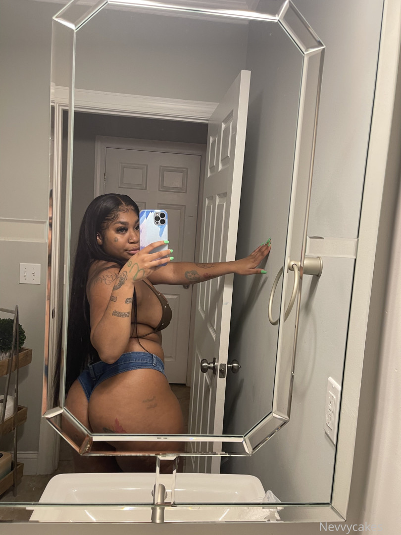 Photo by nevvycakes published on August 19,2023 06:07:11 - BestThots