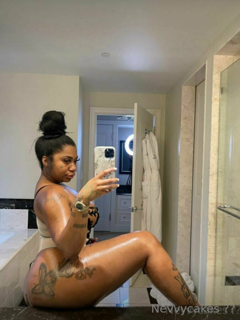 Photo by nevvycakes published on August 19,2023 06:11:44 - BestThots
