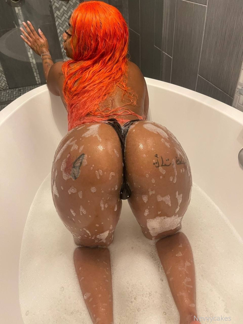 Photo by nevvycakes published on August 19,2023 06:11:48 - BestThots