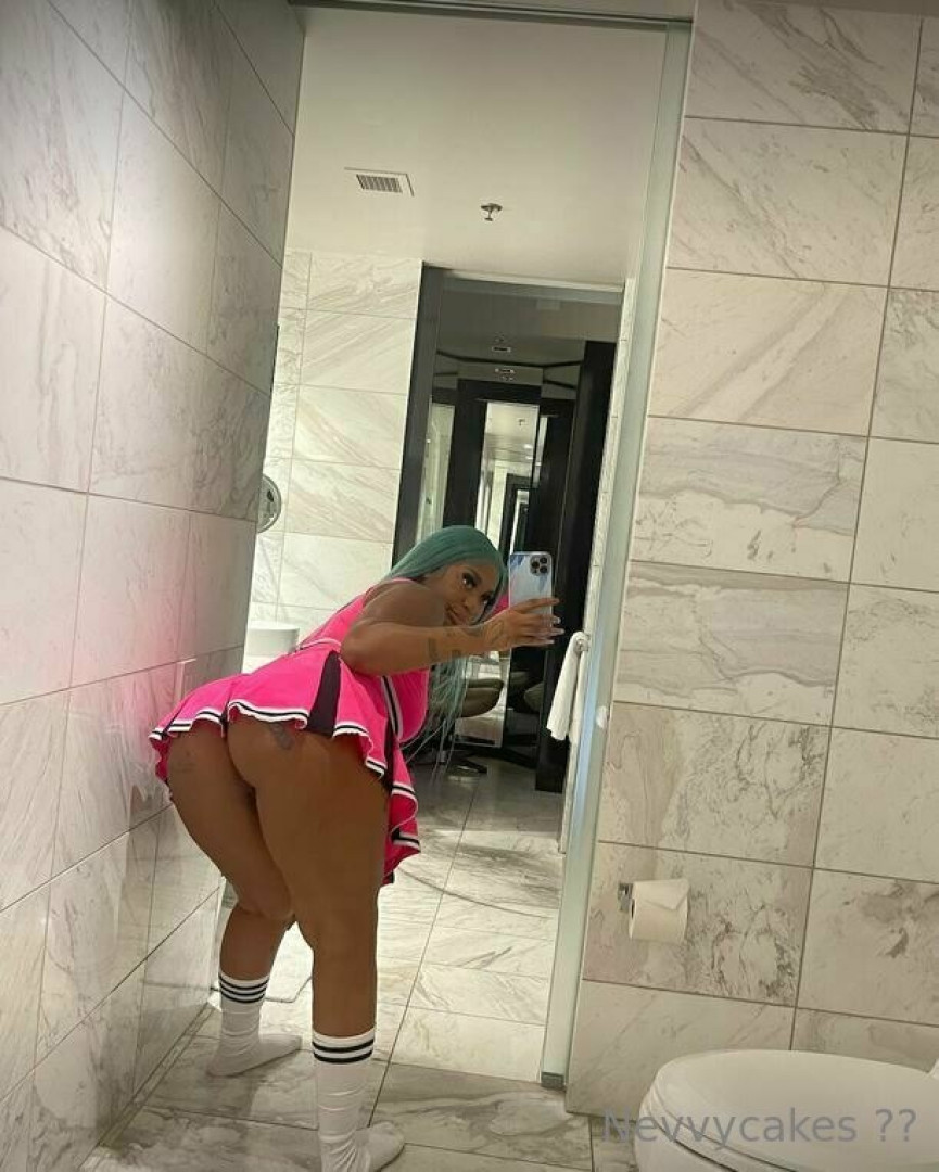Photo by nevvycakes published on August 19,2023 06:13:11 - BestThots
