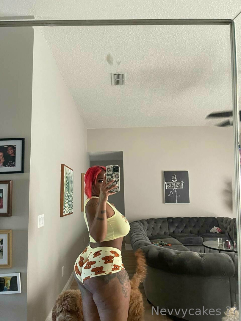 Photo by nevvycakes published on August 19,2023 06:20:13 - BestThots
