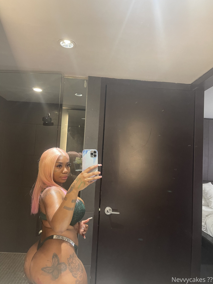 Photo by nevvycakes published on August 19,2023 06:22:26 - BestThots