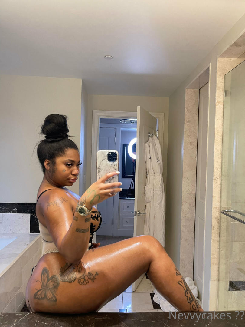 Photo by nevvycakes published on August 19,2023 06:31:14 - BestThots