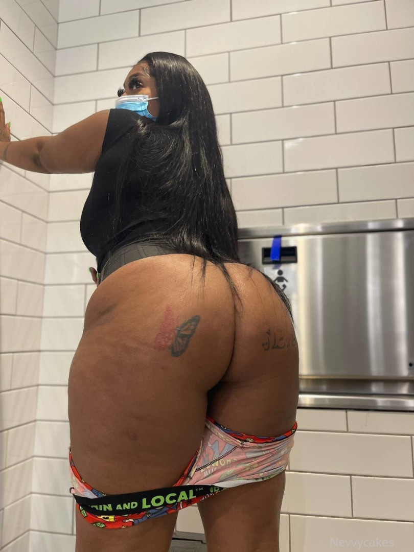 Photo by nevvycakes published on August 19,2023 06:31:19 - BestThots