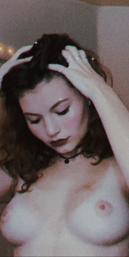 Photo by buttercupdaddy666 published on October 13,2023 22:07:16 - BestThots