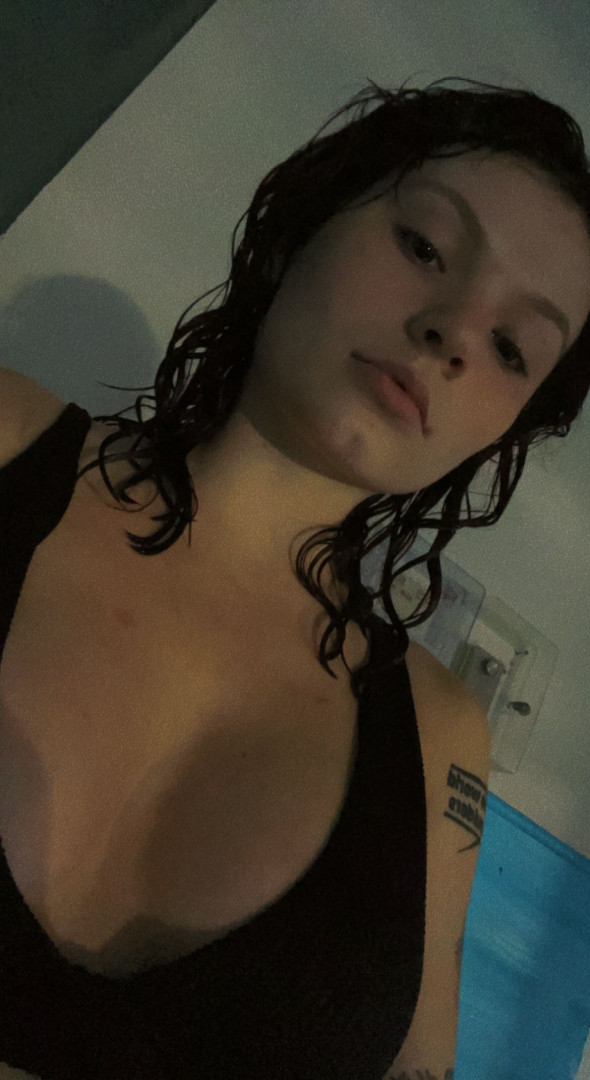 Photo by buttercupdaddy666 published on October 13,2023 22:35:14 - BestThots