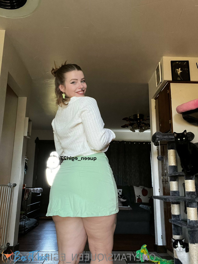 Photo by queen_egirl27 published on December 13,2024 05:04:20 - BestThots