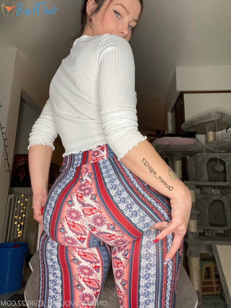 Photo by queen_egirl27 published on December 13,2024 06:02:13 - BestThots