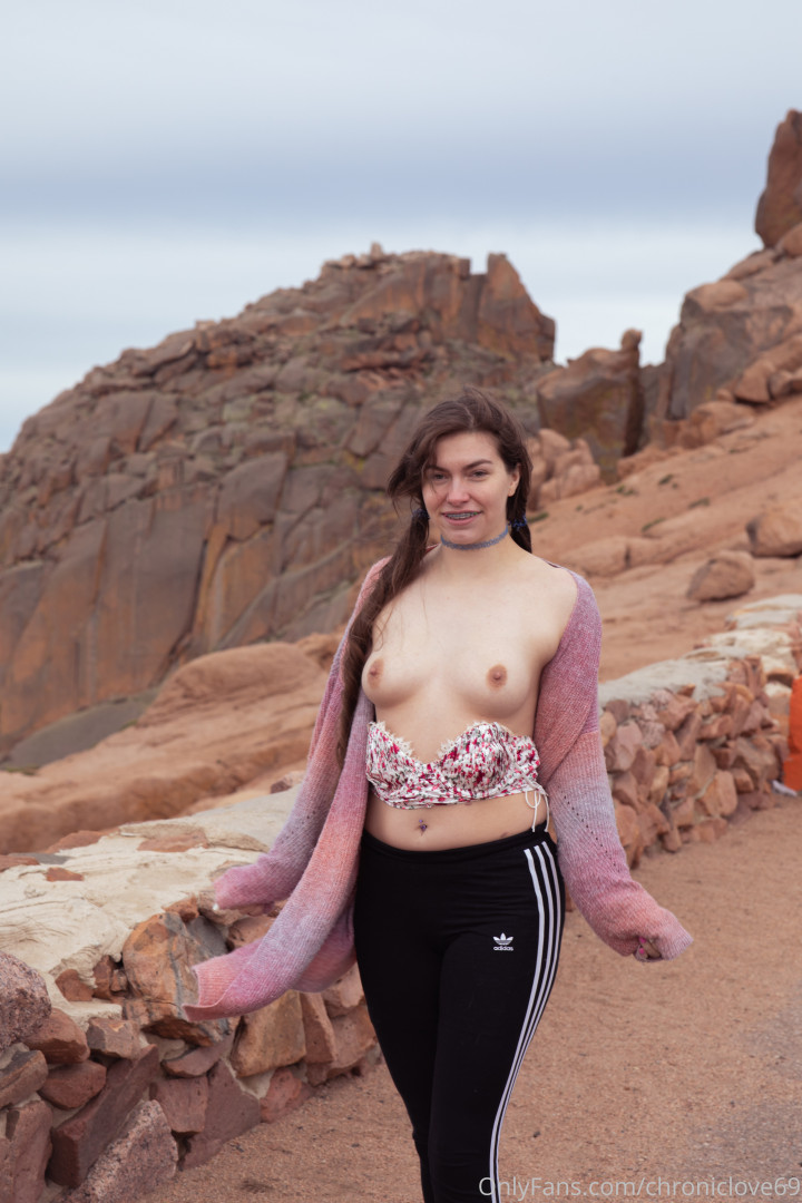 Photo by chroniclove69 published on January 11,2024 10:29:01 - BestThots