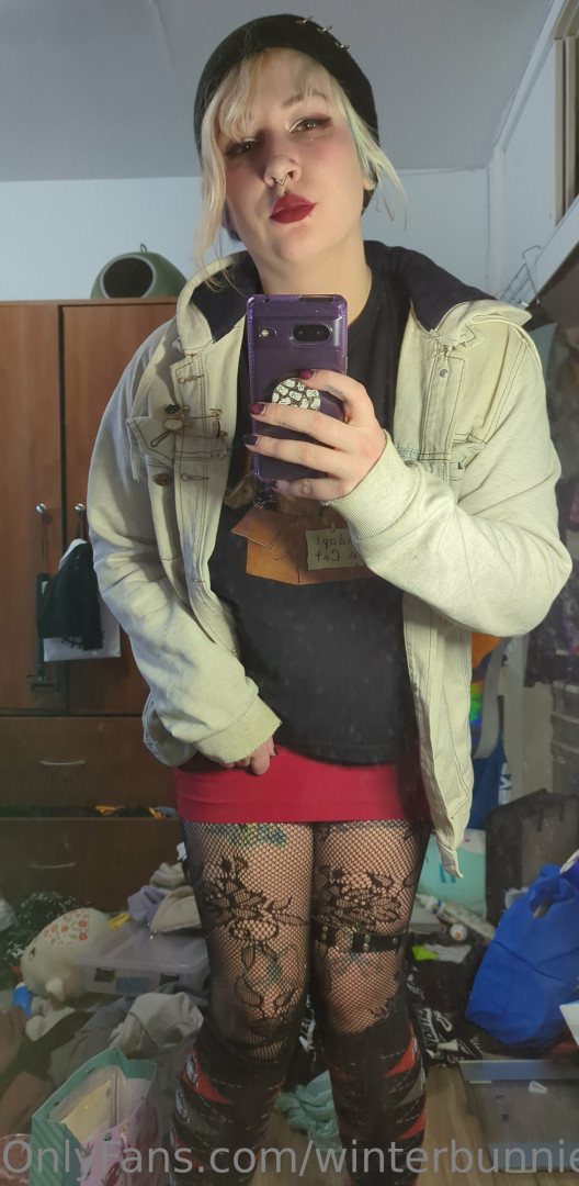 Photo by winterbunnieeoffree published on May 16,2023 01:03:53 - BestThots