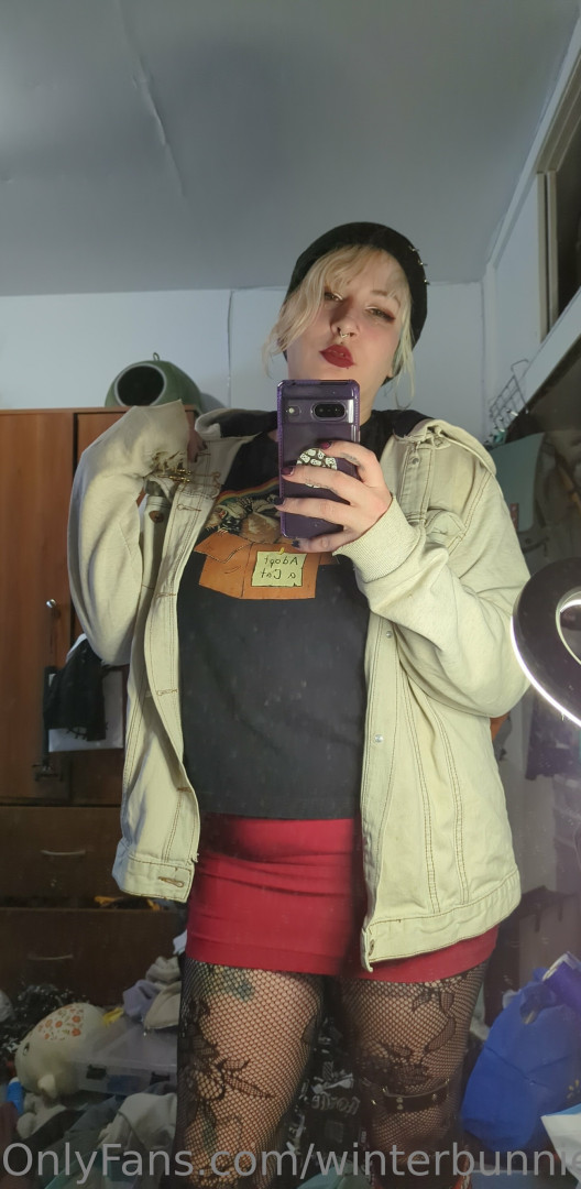 Photo by winterbunnieeoffree published on May 16,2023 01:03:54 - BestThots